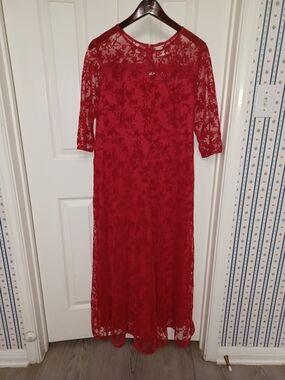Nwt Flycurvy Red Lace Midi Dress - Elegant Sheer Floral Design